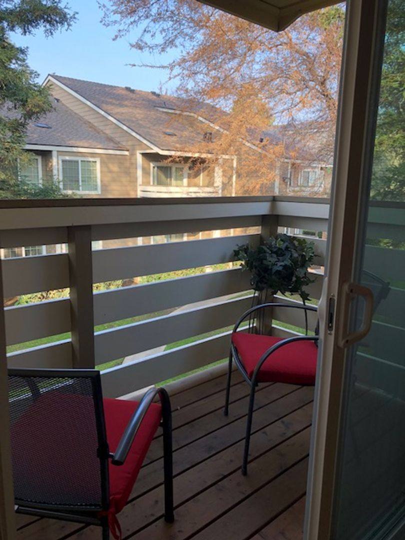 Apartment for rent at 2800 - 2810 Willow Ave, Clovis, CA 93612