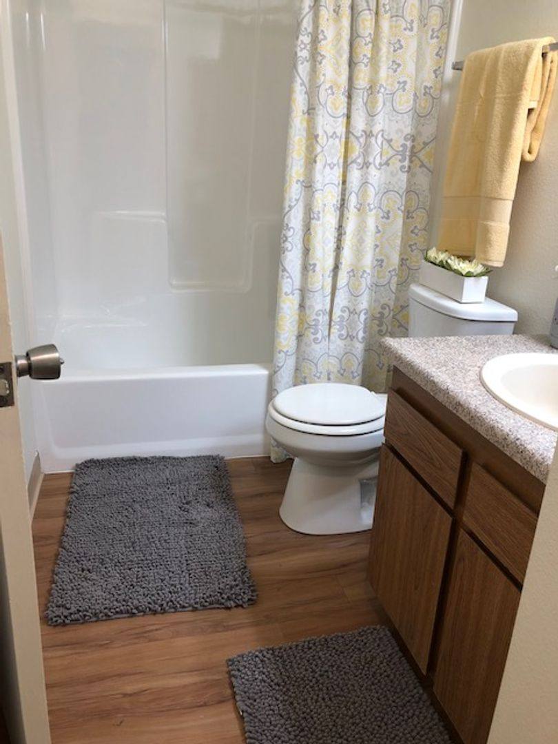 Apartment for rent at 2800 - 2810 Willow Ave, Clovis, CA 93612