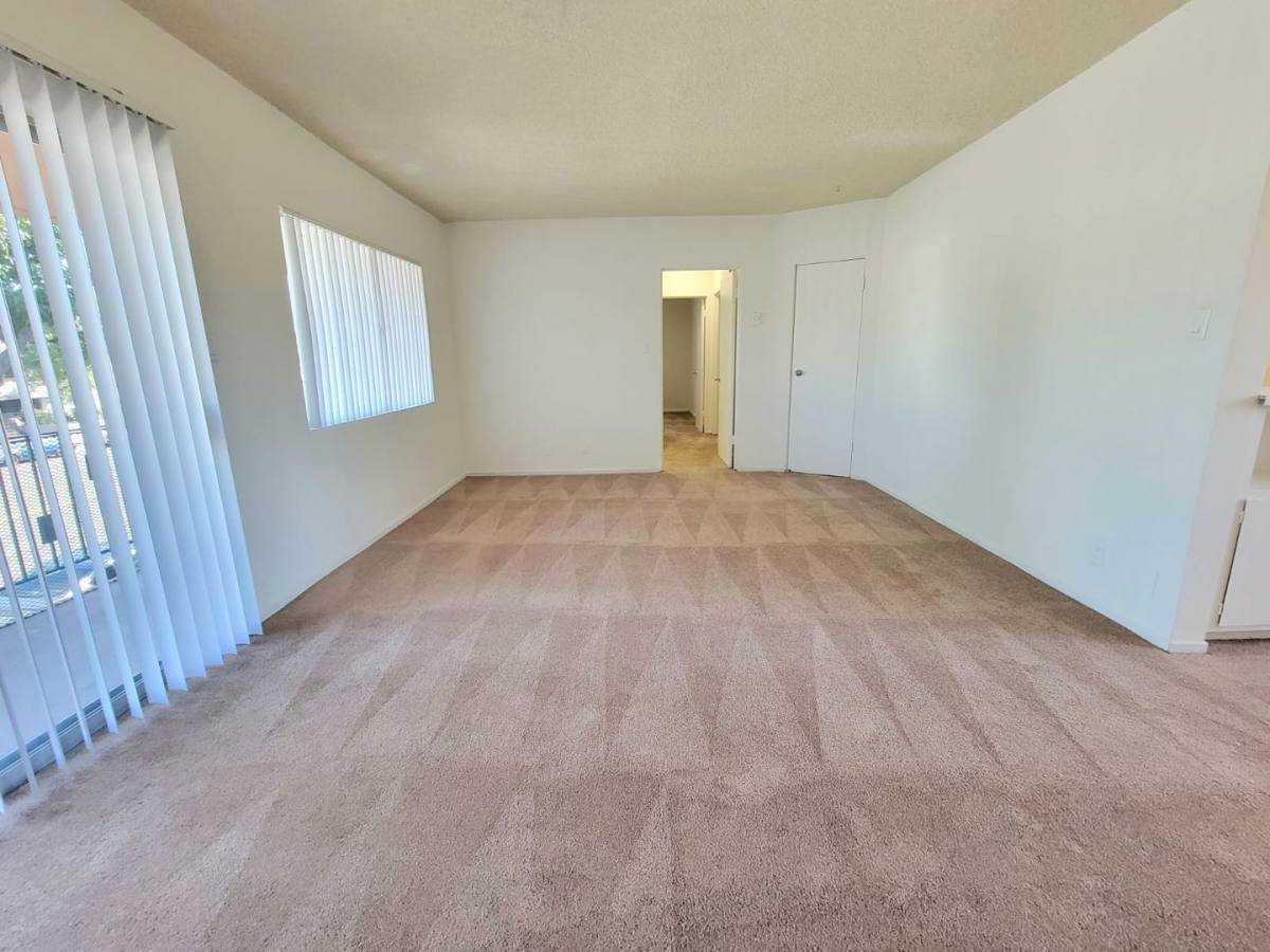 6737 Woodley Ave, Van Nuys, CA 91406 Apartment For Rent