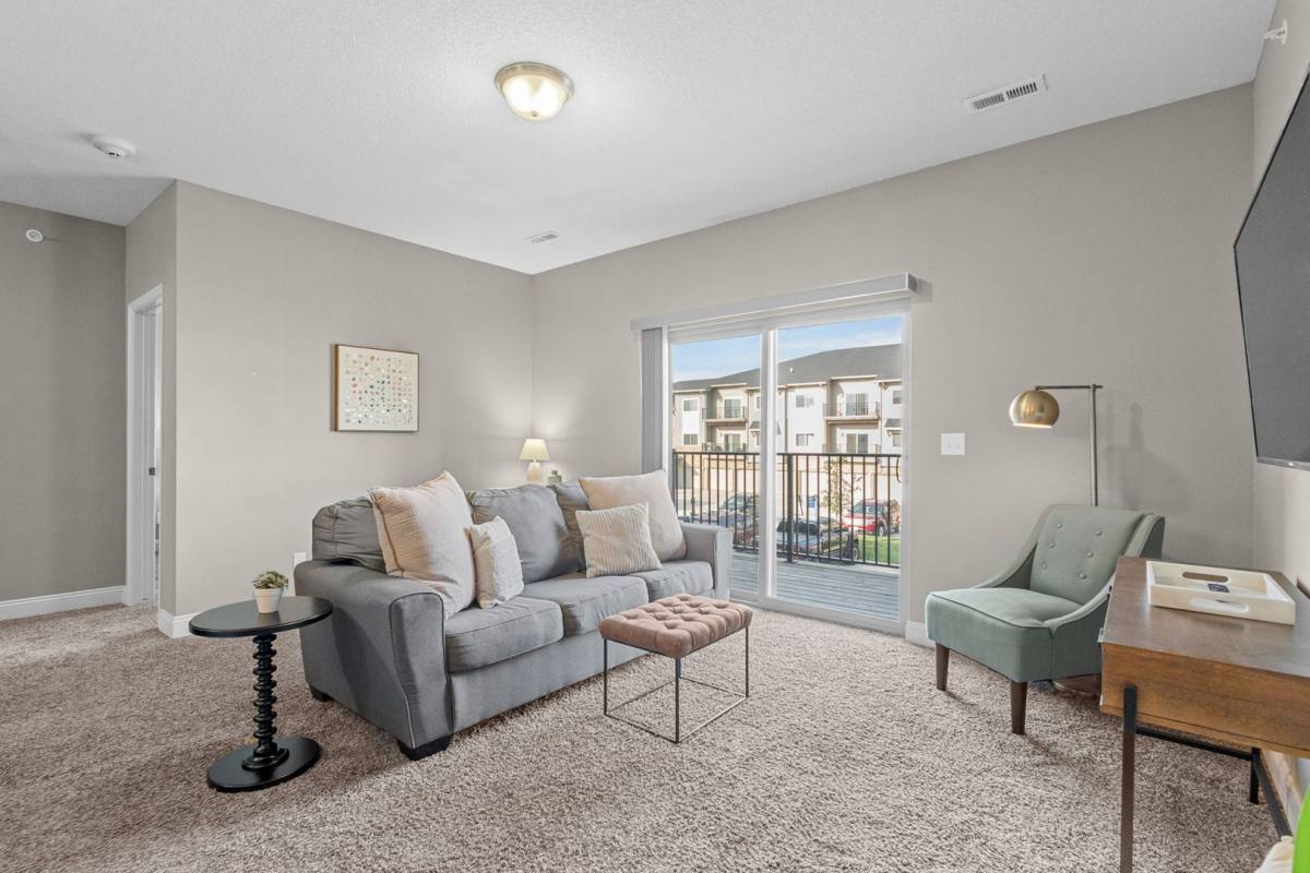 Apartment for rent at 8350 Cascade Ave, West Des Moines, IA 50266