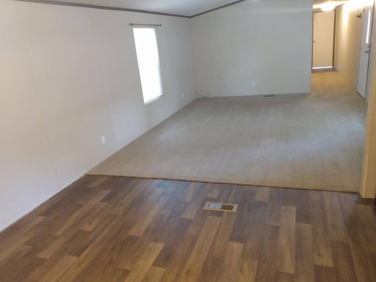 Apartment for rent at 602 W Main St, Whitehouse, TX 75791