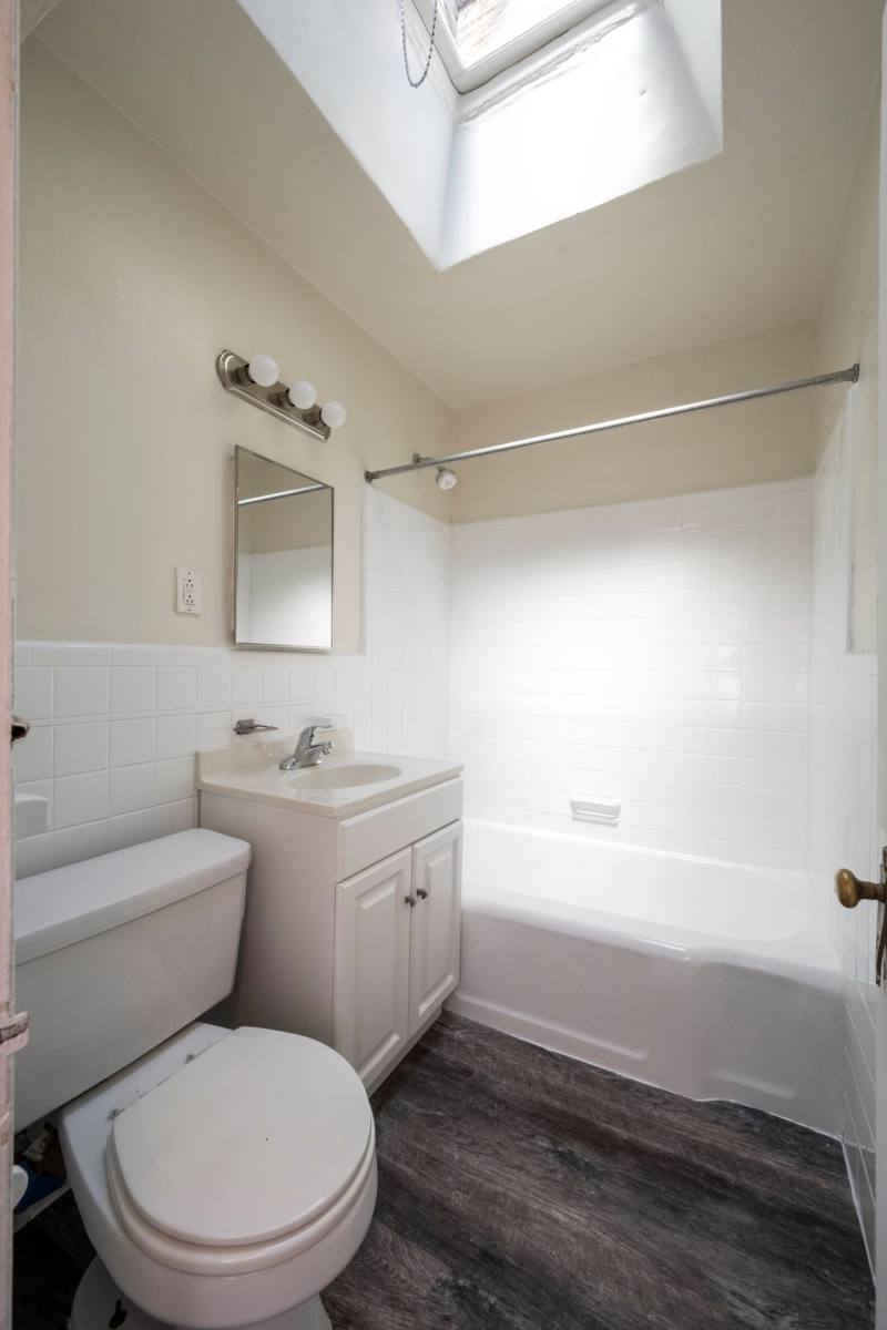 Apartment for rent at 3901 Roosevelt Blvd, Philadelphia, PA 19124