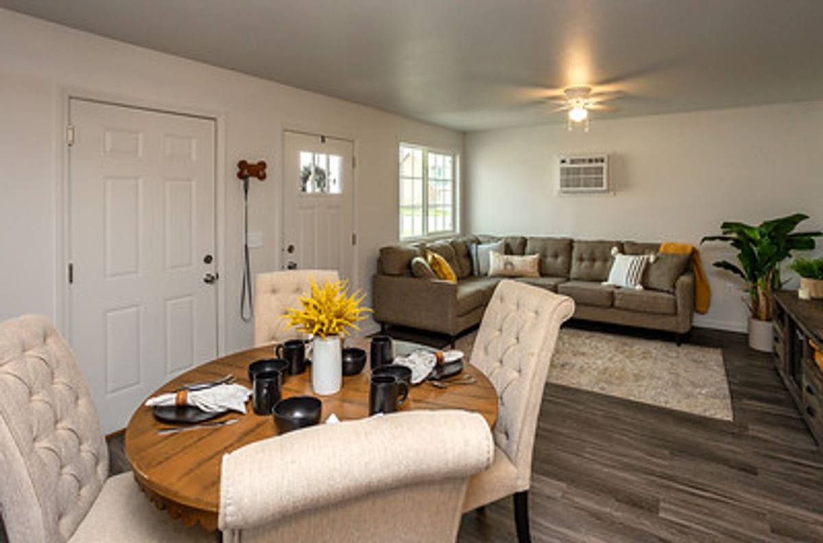 Apartment for rent at 5756 Basswood Lane, Pleasant Hill, IA 50327