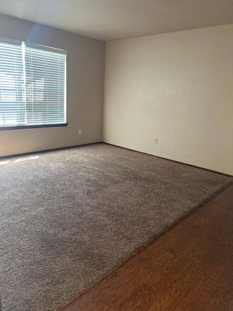 Apartment for rent at 315 SE Warwick Way, Lawton, OK 73501