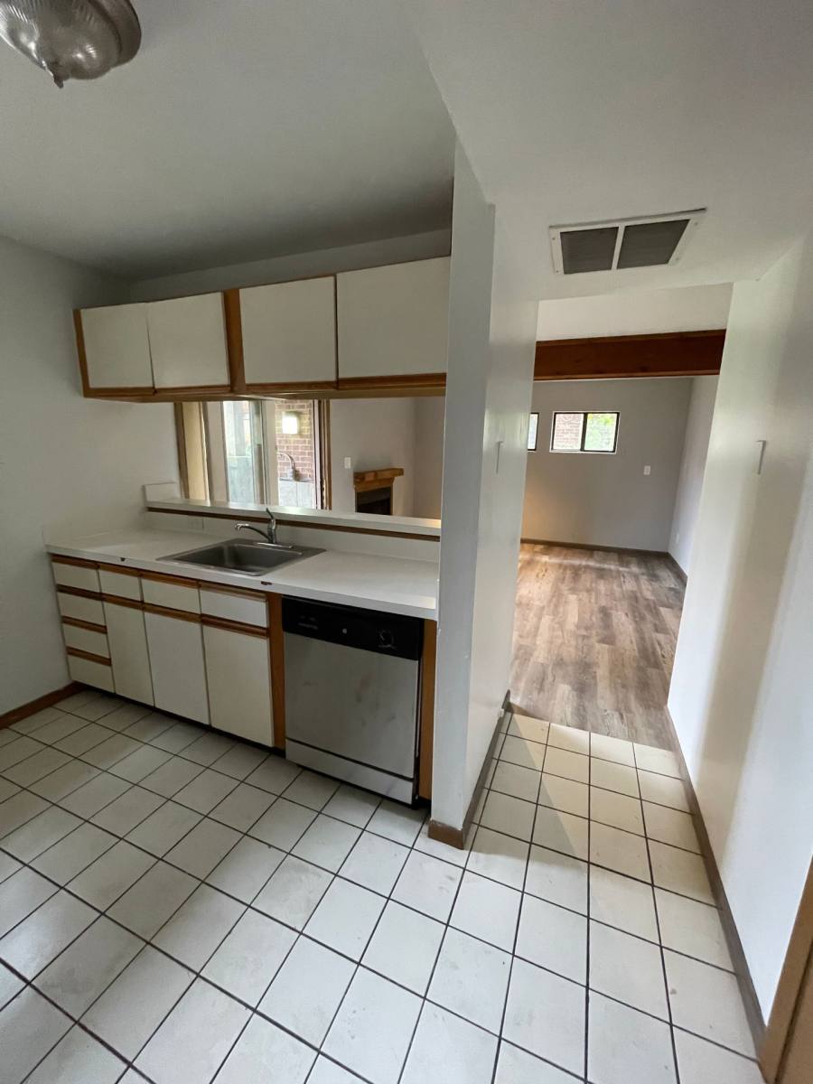 Apartment for rent at 50 E 11th Ave, Columbus, OH 43201