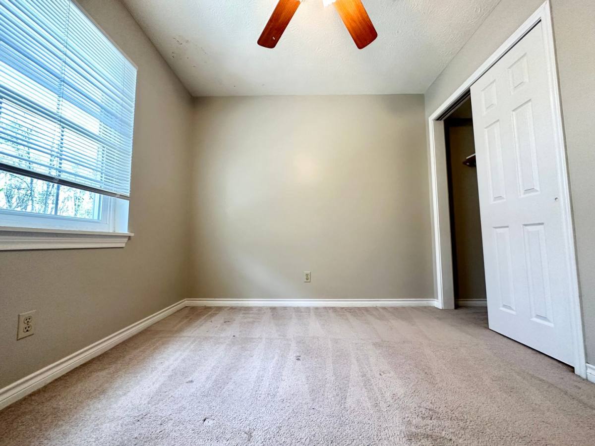 Apartment for rent at 101 Northfield Dr, Normal, IL 61761