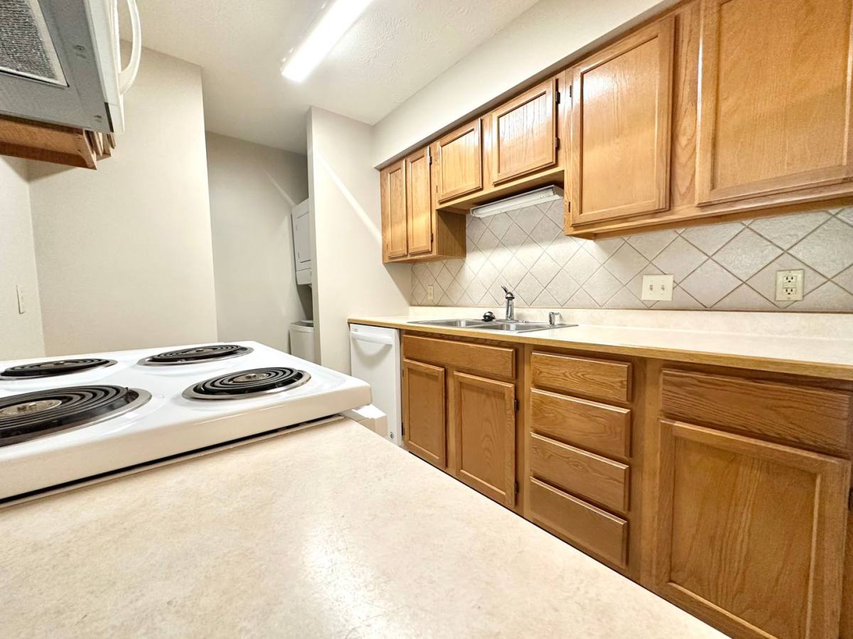 Apartment for rent at 101 Northfield Dr, Normal, IL 61761