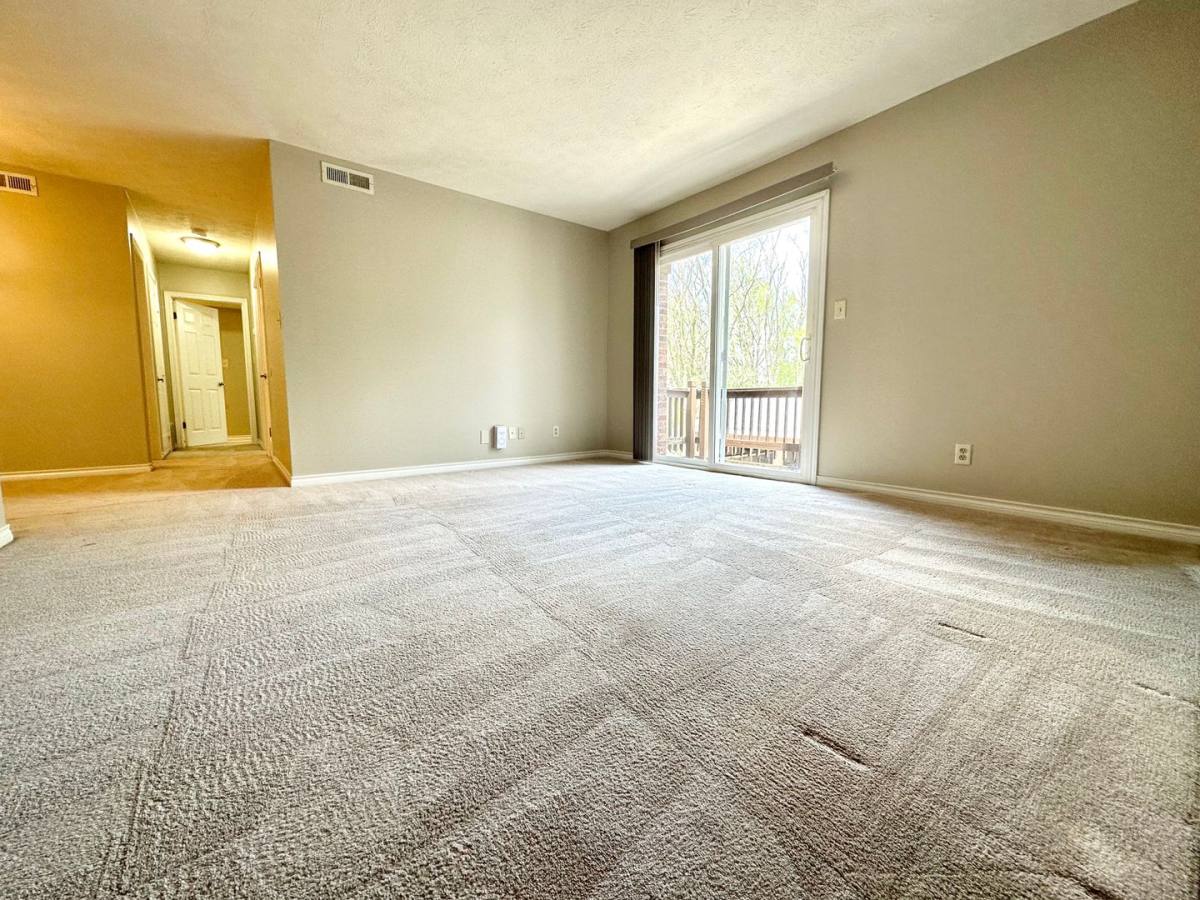 Apartment for rent at 101 Northfield Dr, Normal, IL 61761