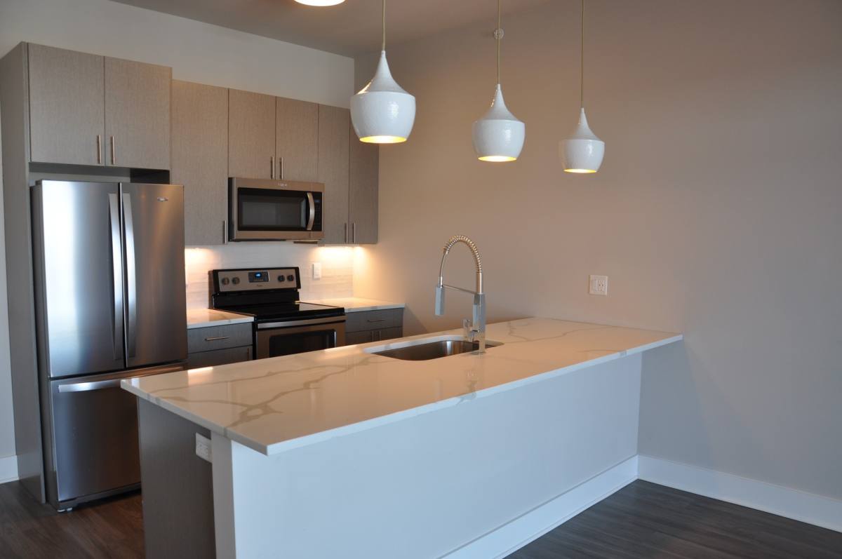 Contour on Prospect, 2111 E Ivanhoe Place, Milwaukee, WI 53202 - Apartment for Rent - Image 9