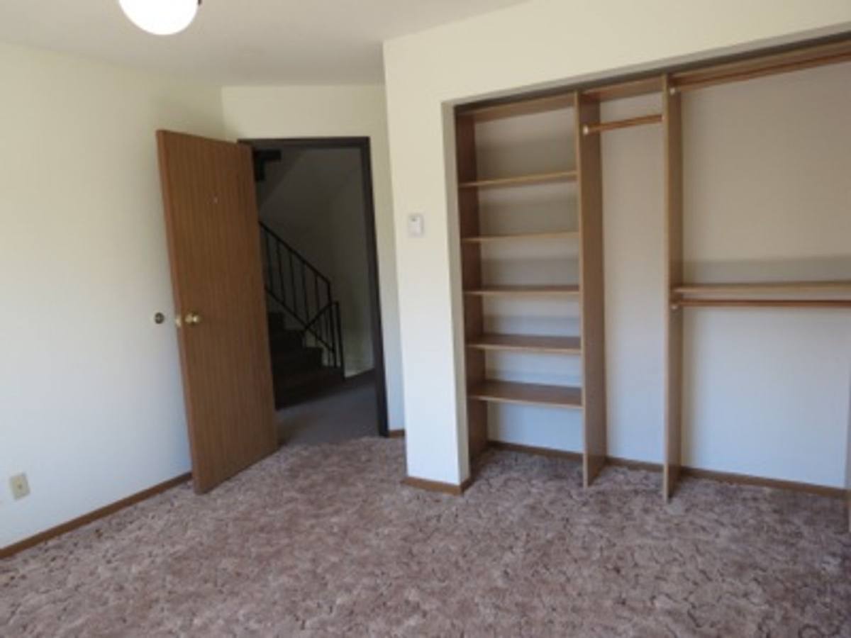 Townhouse for rent at 1812 16th St SE, Saint Cloud, MN 56304