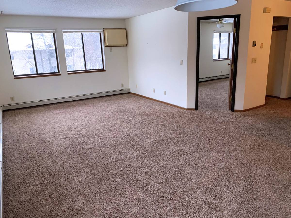 Townhouse for rent at 1812 16th St SE, Saint Cloud, MN 56304