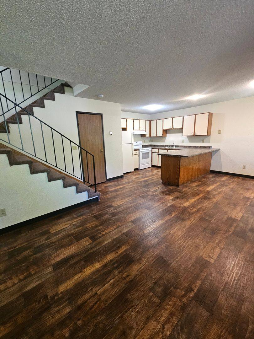 Townhouse for rent at 1812 16th St SE, Saint Cloud, MN 56304