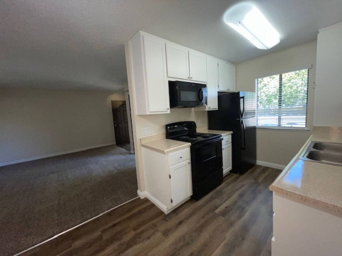 Apartment for rent at 8680 N Cedar Ave, Fresno, CA 93720