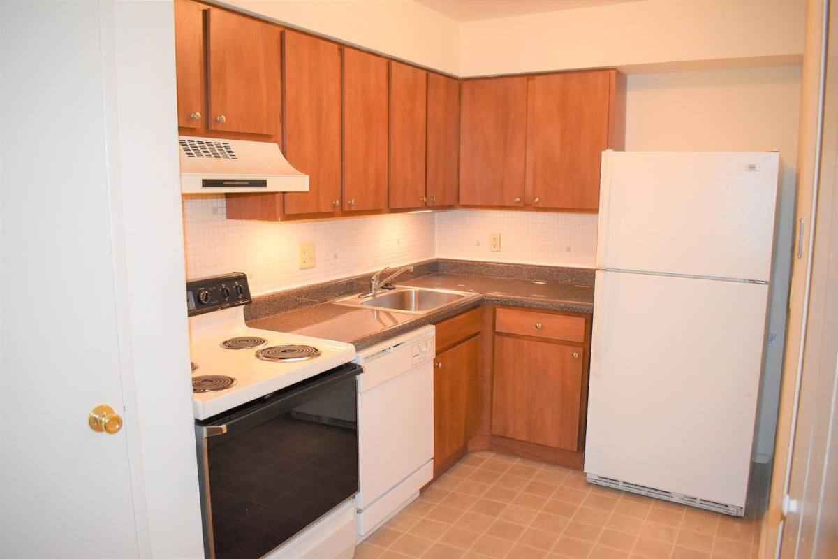 Townhouse for rent at 240 Chez Vant Court, Hazelwood, MO 63042
