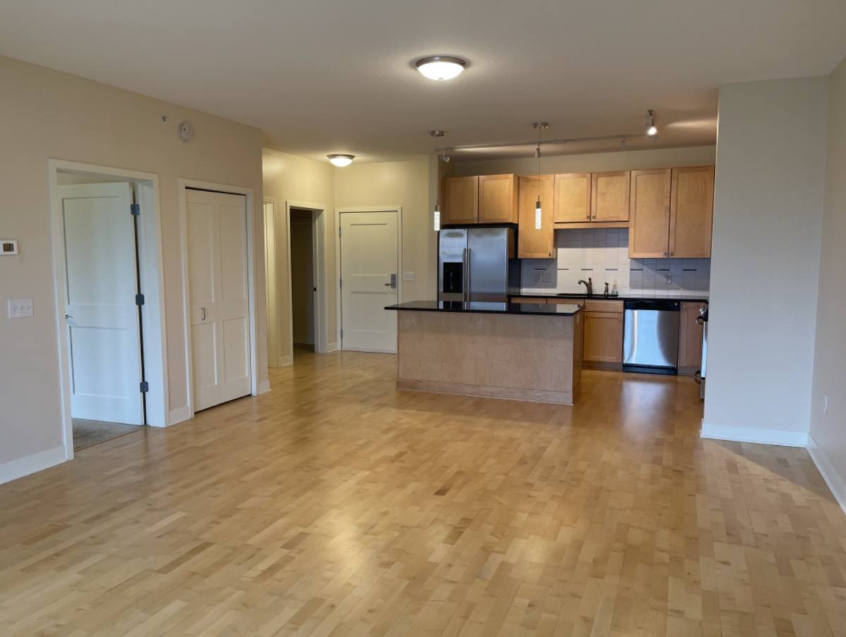 Apartment for rent at 4910 W 77th St, Minneapolis, MN 55435