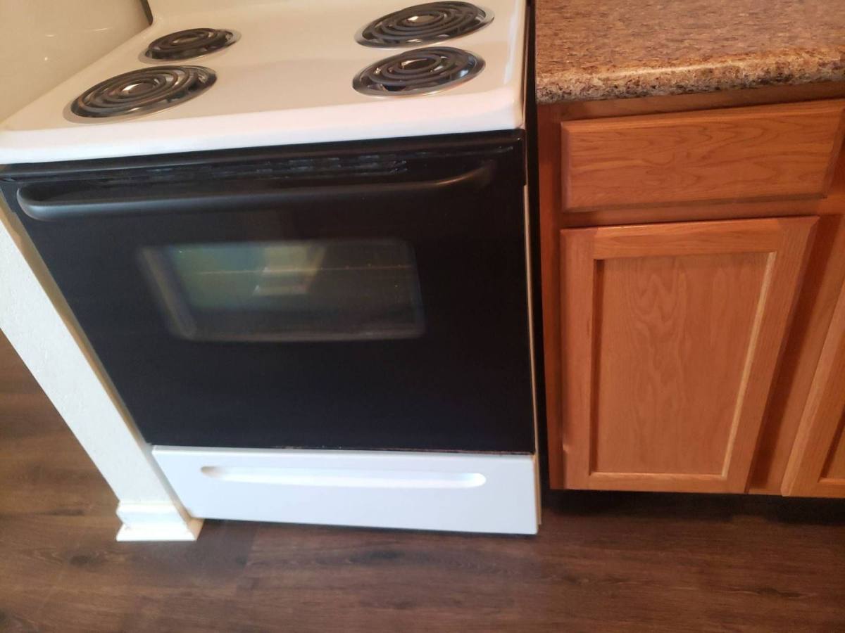 Apartment for rent at 15100 W Park St, Capac, MI 48014