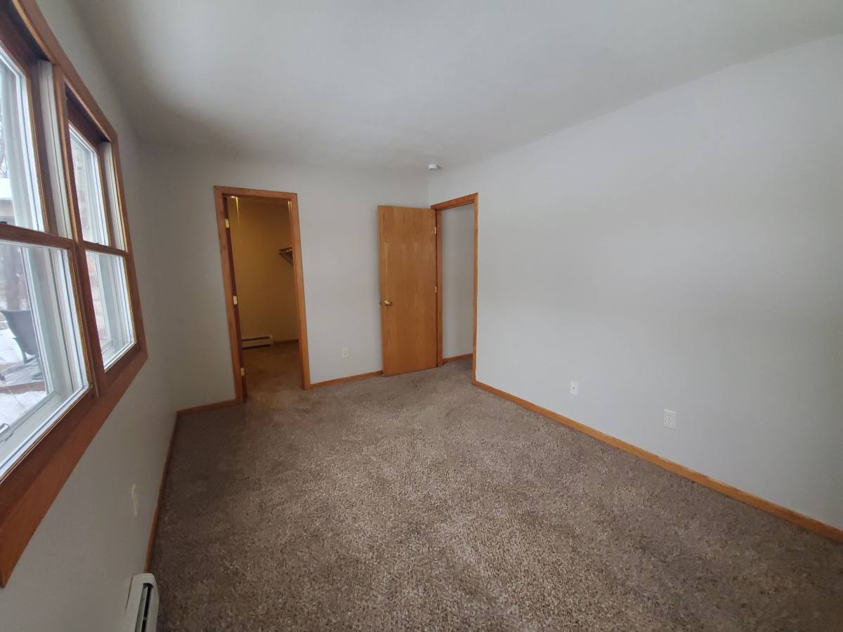 Apartment for rent at 2300 County Rd, Saint Paul, MN 55112