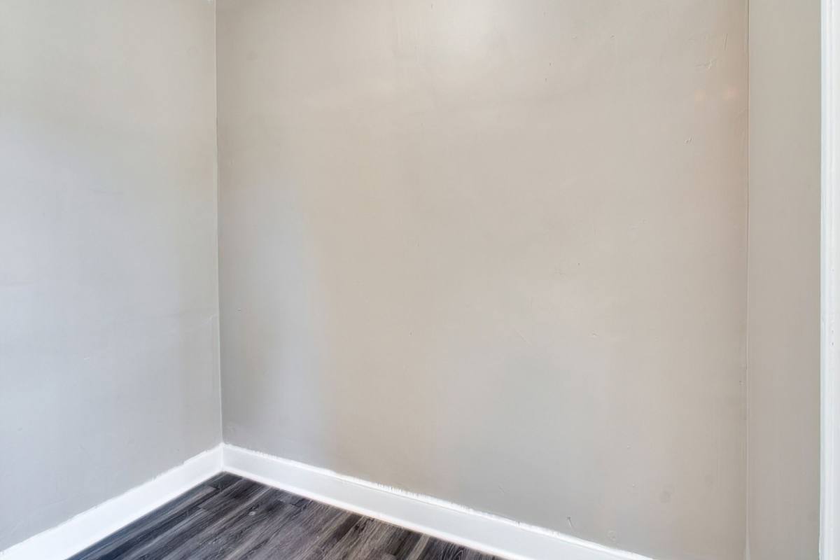 Apartment for rent at 574 W Huron St, Pontiac, MI 48341