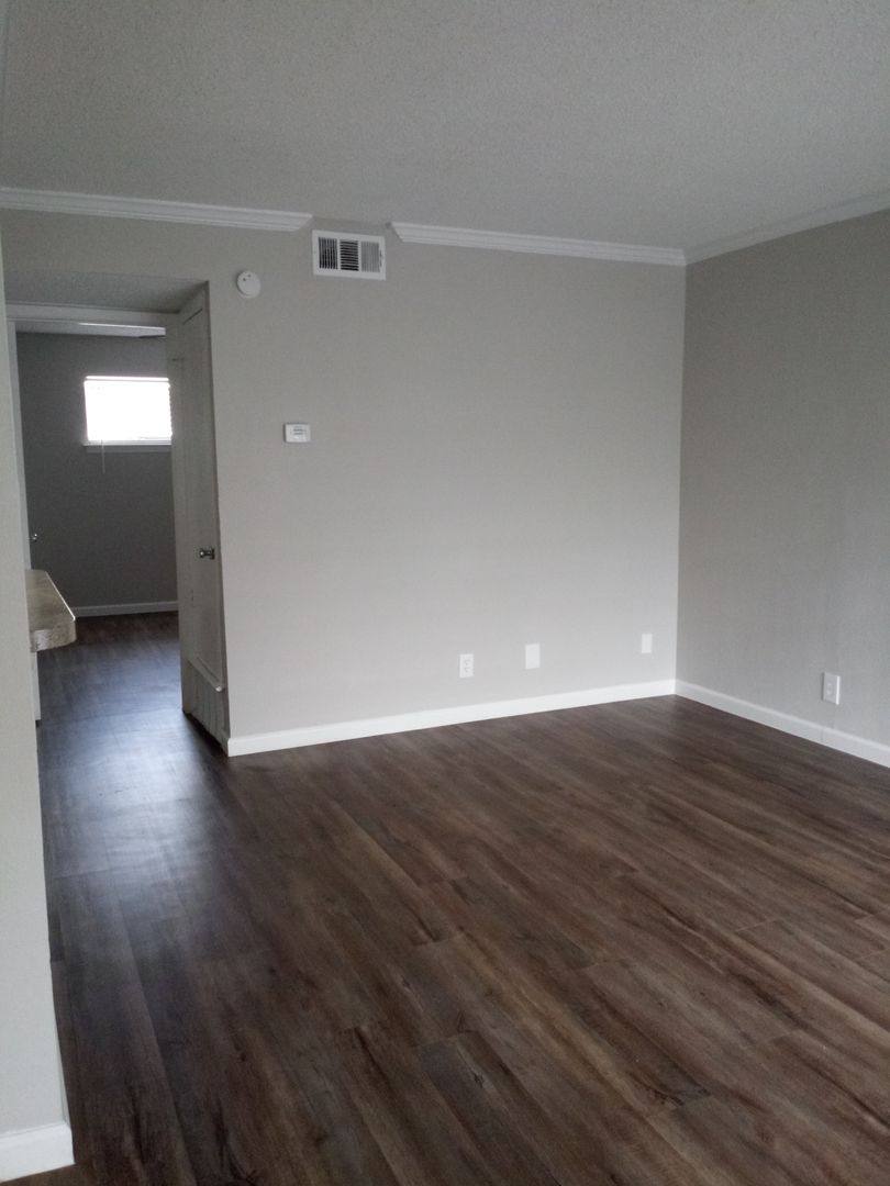 Apartment for rent at 462 Utopia Lane, San Antonio, TX 78223
