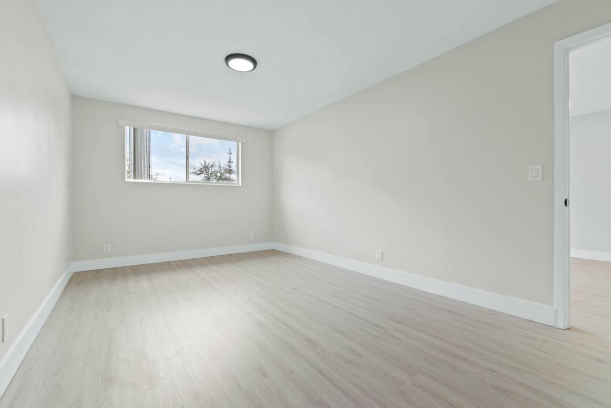 Apartment for rent at 6455 San Juan Ave, Jacksonville, FL 32210