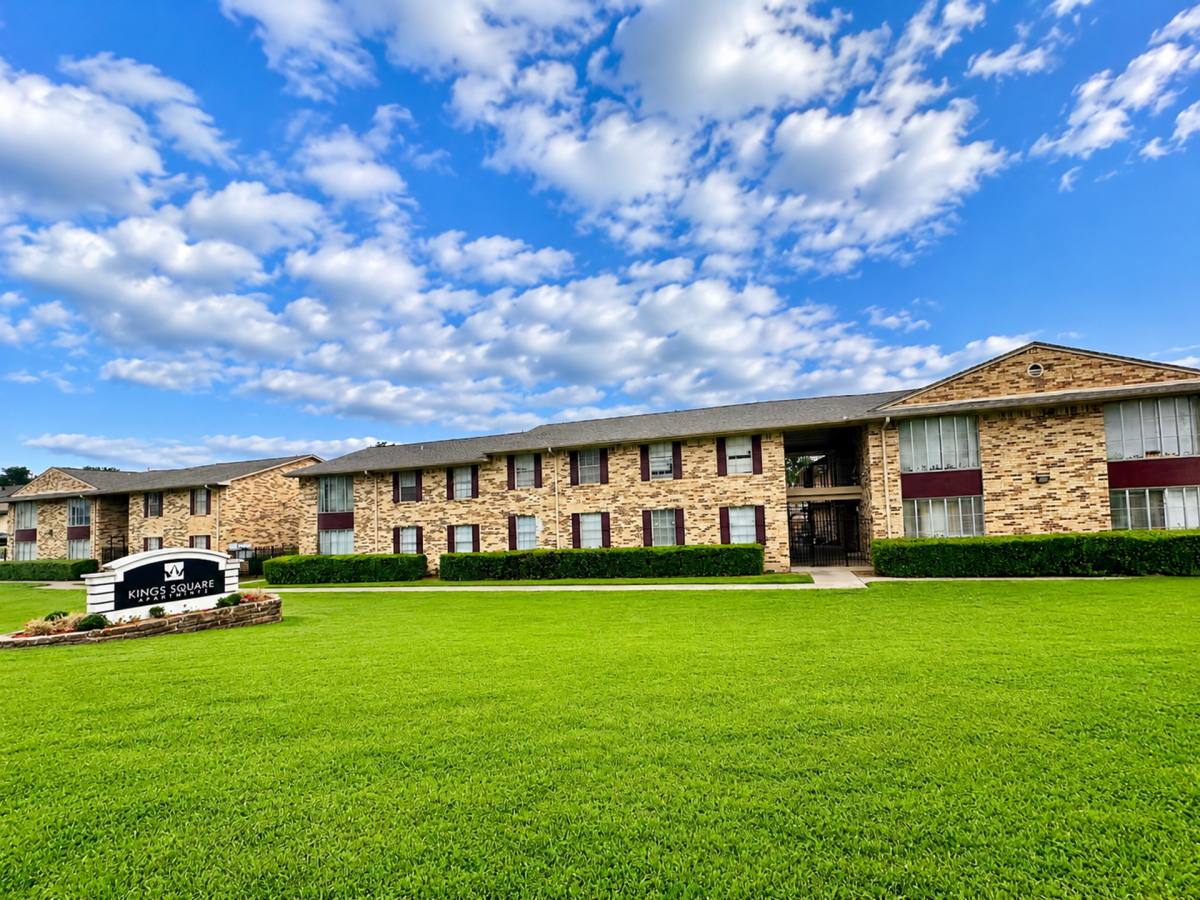 Apartment for rent at 2625 E Illinois Ave, Dallas, TX 75216