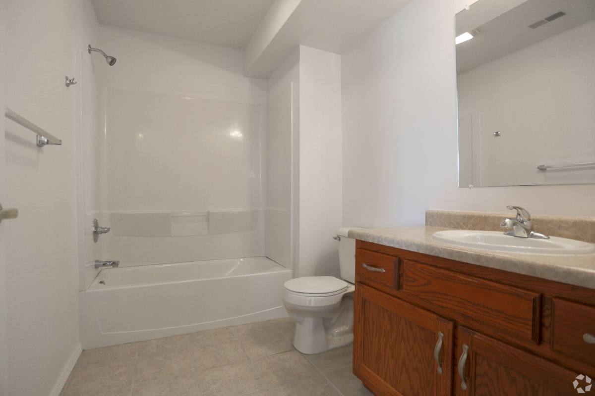 Apartment for rent at 20380 Spice Dr, Waynesville, MO 65583