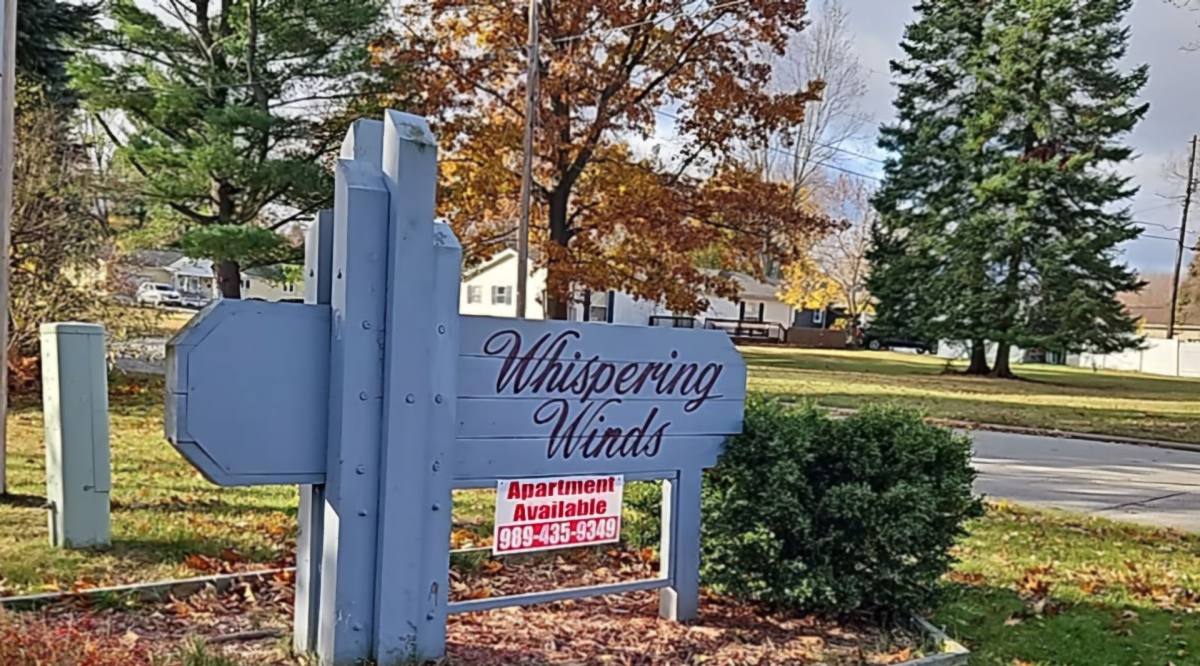 Apartment for rent at 1210 Vinewood St, Clare, MI 48617