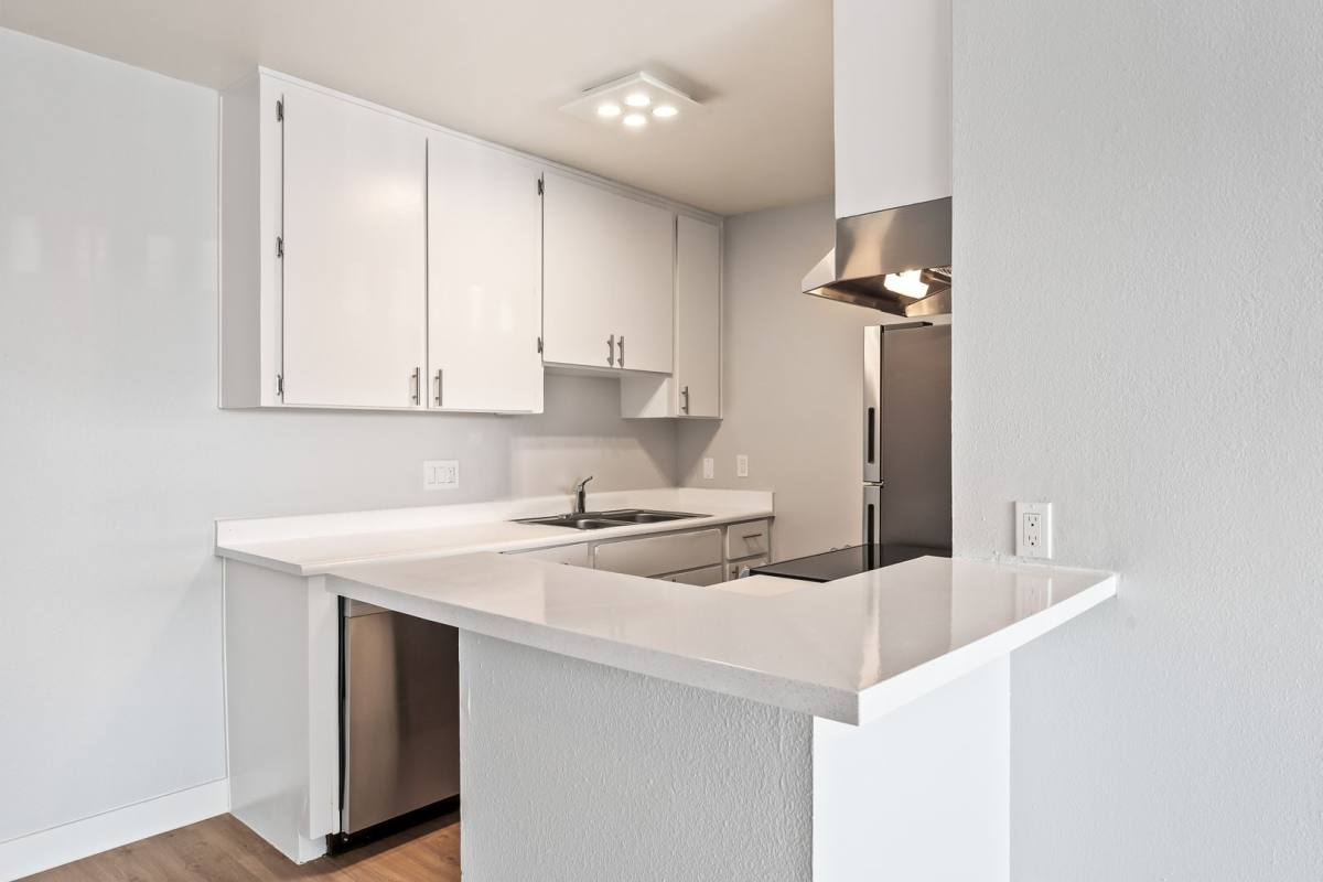 Apartment for rent at 6901 E Broadway, Tucson, AZ 85710