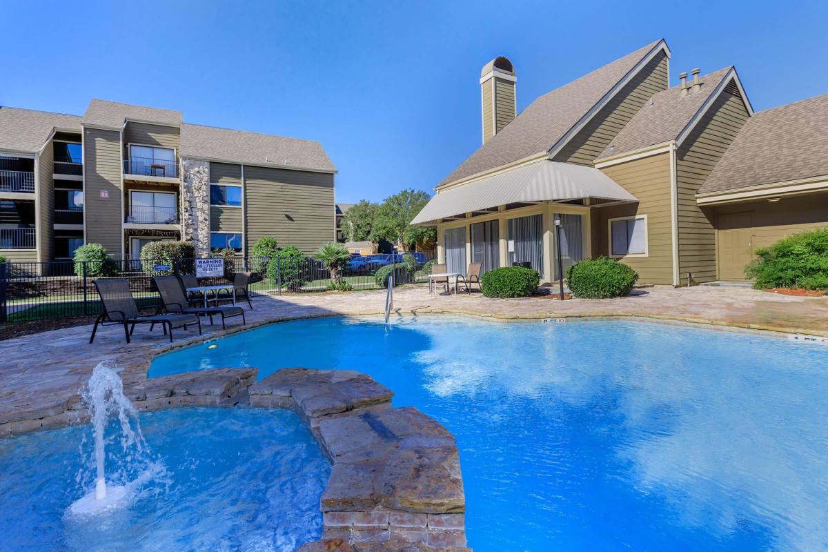 Apartment for rent at 3400 NE Parkway, San Antonio, TX 78218