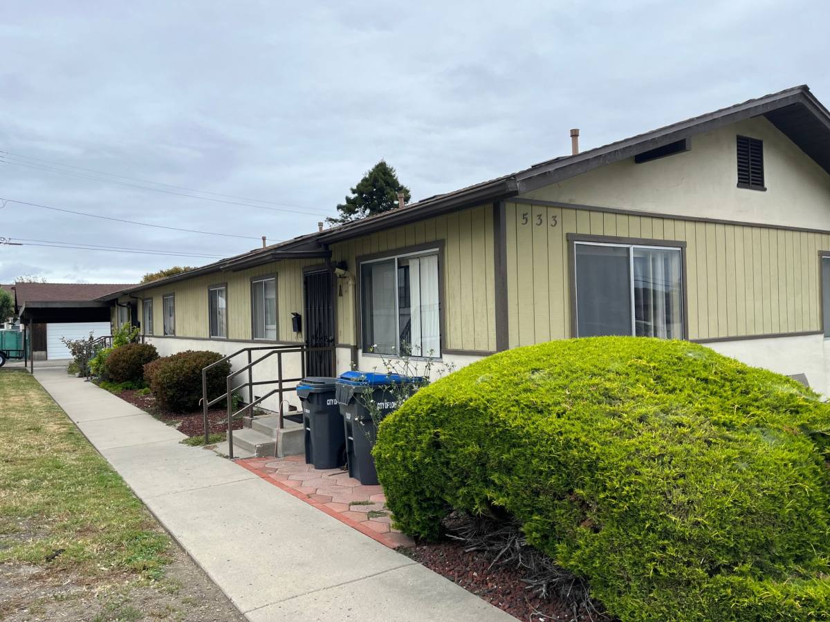 533 S I St, Lompoc, CA 93436 Apartment For Rent