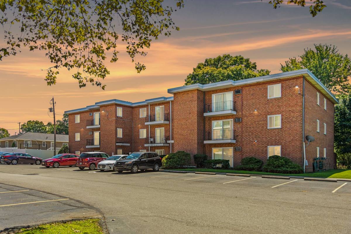 Apartment for rent at 361 N Main St, Munroe Falls, OH 44262