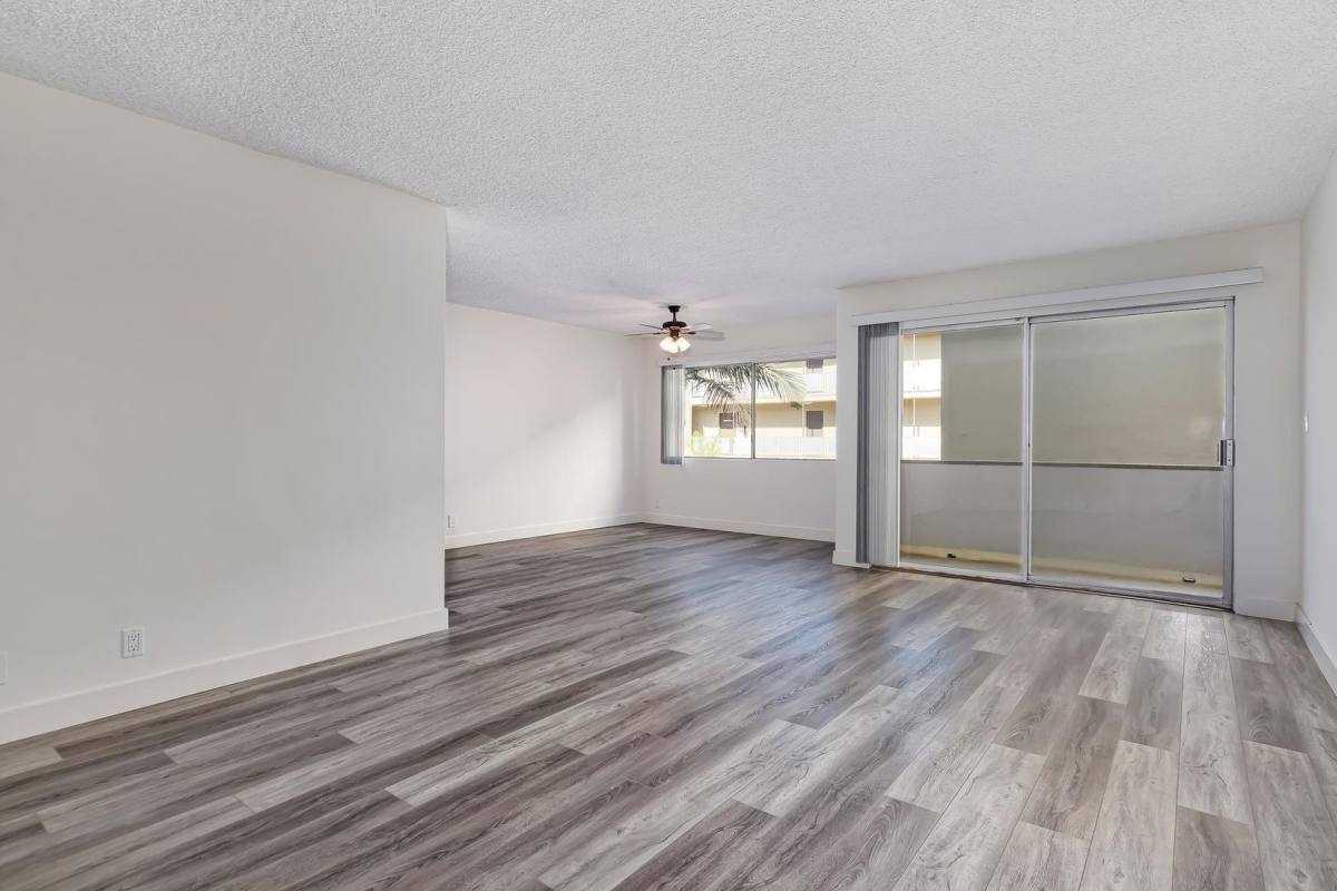 14320 Addison St, Sherman Oaks, CA 91423 Apartment For Rent