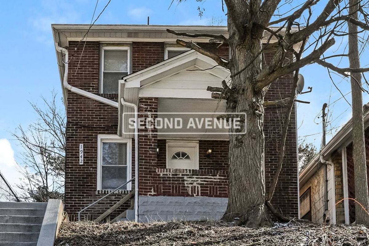1942 Laketon Rd, Pittsburgh, PA 15221