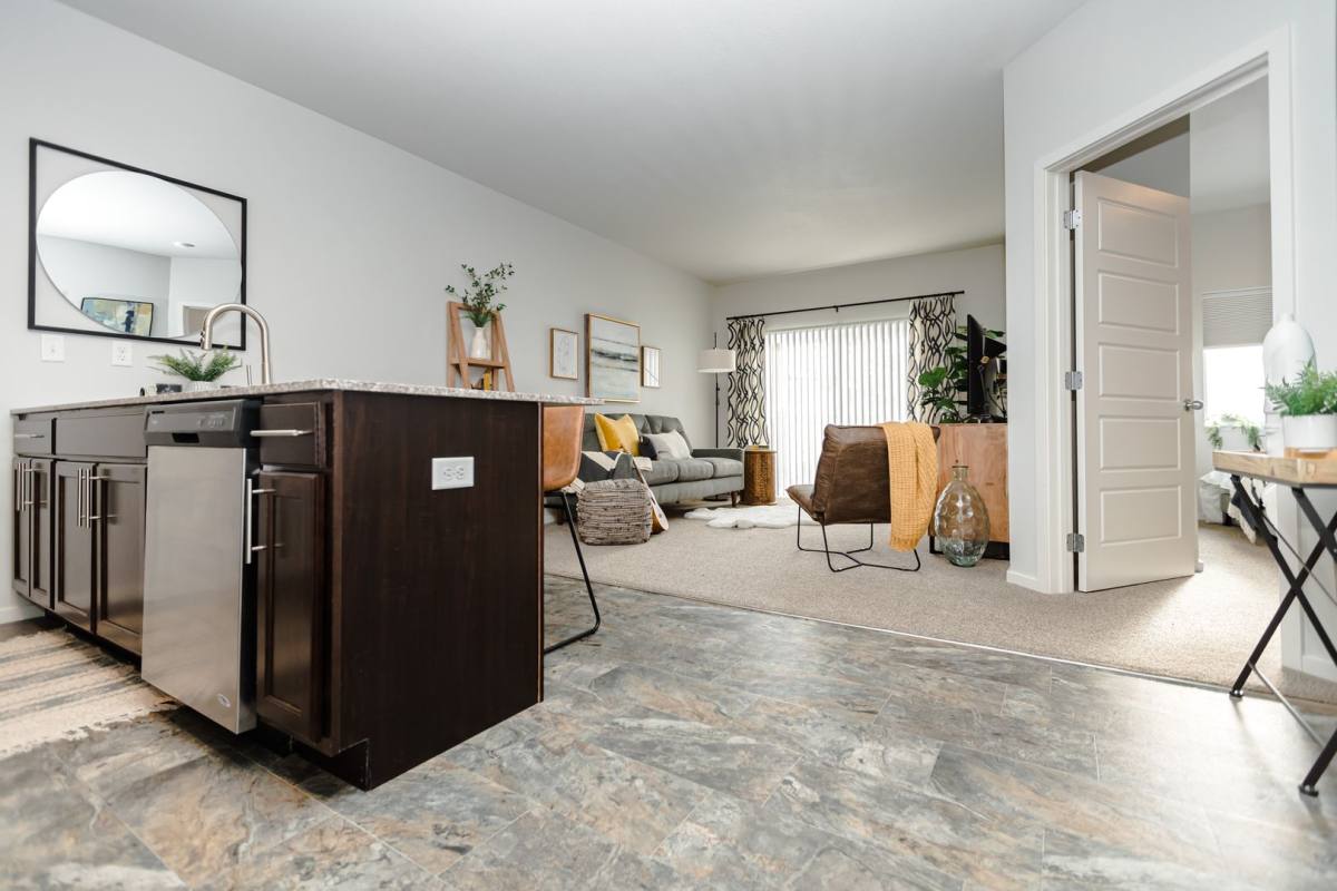 6520 Clarkia Dr NW, Rochester, MN 55901 - Apartment For Rent - Image 10