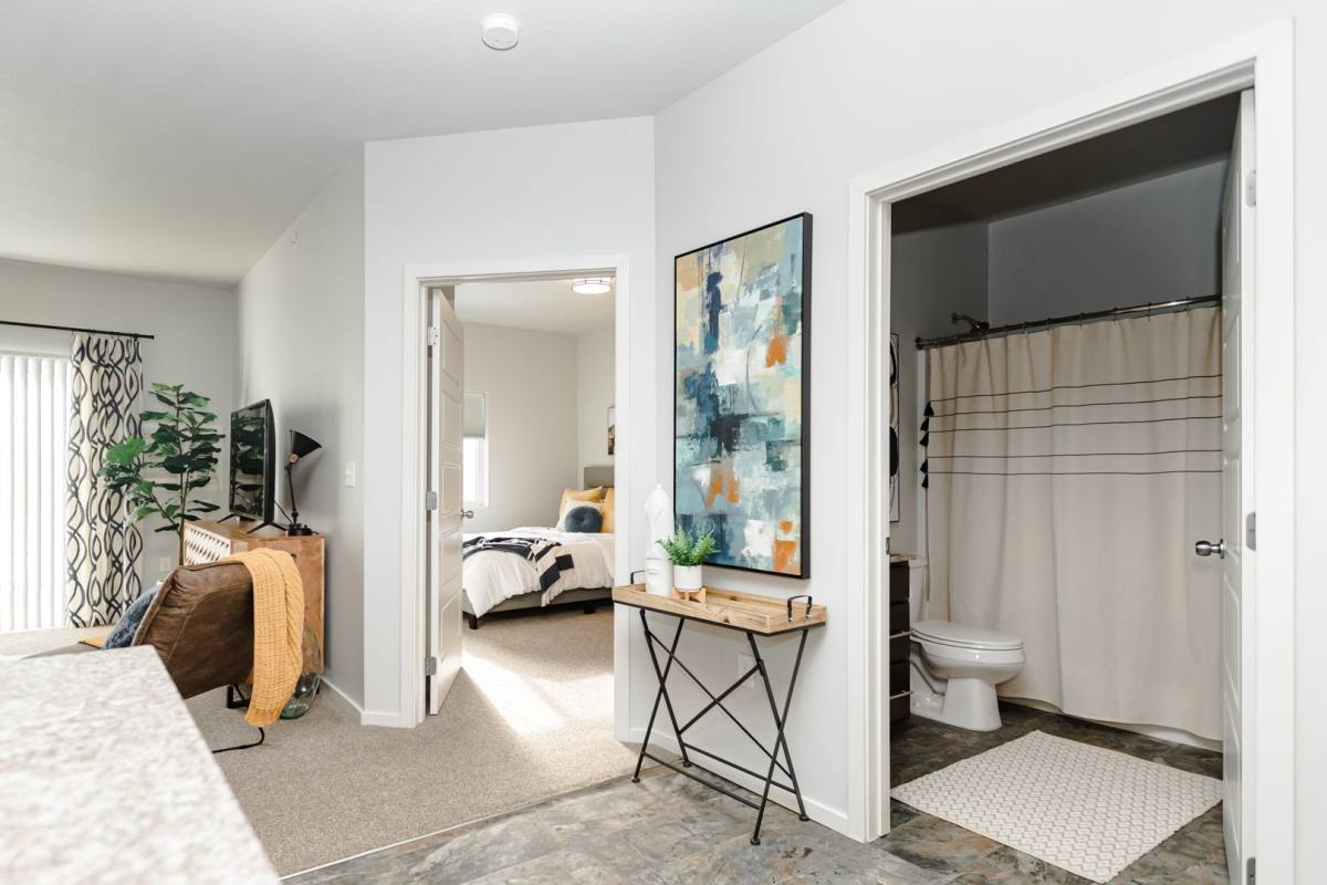 6520 Clarkia Dr NW, Rochester, MN 55901 - Apartment For Rent - Image 3