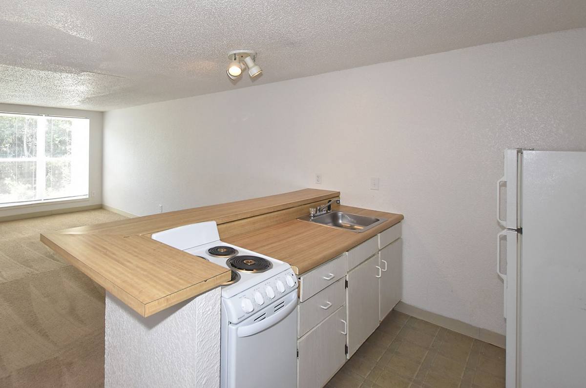 Apartment for rent at 12204 NW Heady Ave, Kansas City, MO 64163