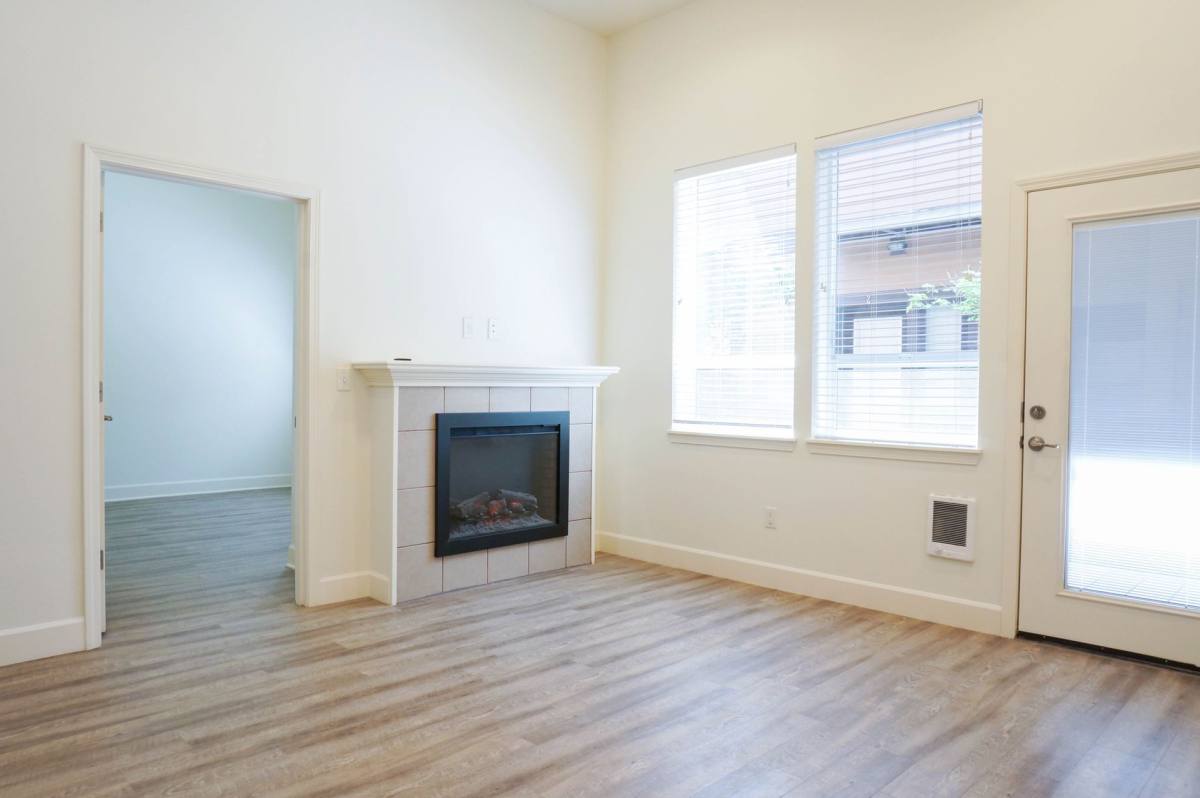Apartment for rent at 3875 N Mississippi Ave, Portland, OR 97227