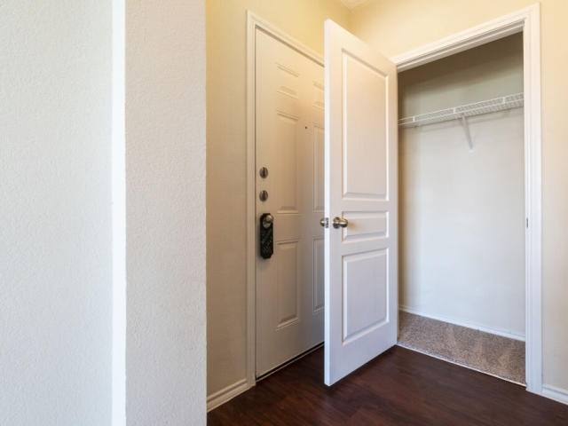Apartment for rent at 5111 N Travis St #D21, Sherman, TX 75092
