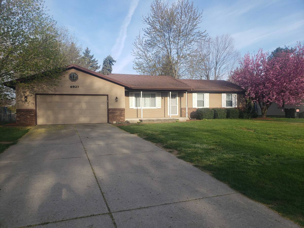 House for rent at 6927 Vintage Dr, Hudsonville, MI 49426
