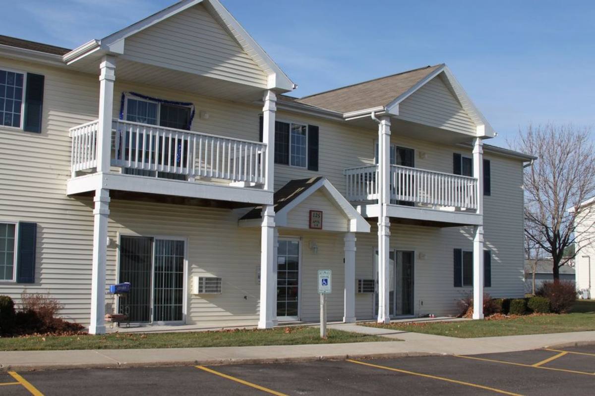 Apartment for rent at 123 Knaup Dr, Beaver Dam, WI 53916