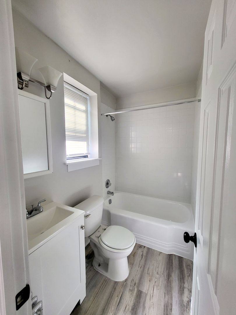 Apartment for rent at 3255 Crescent Dr, Camden, NJ 08104