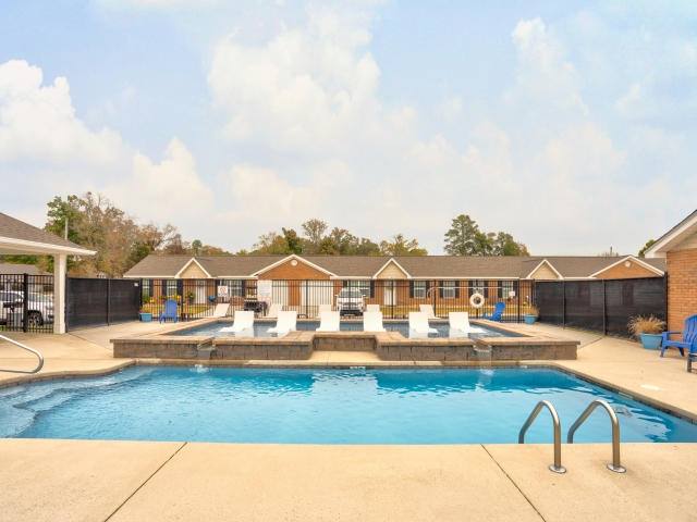 Apartment for rent at 304 Fort Town Dr #A22, Fort Oglethorpe, GA 30742
