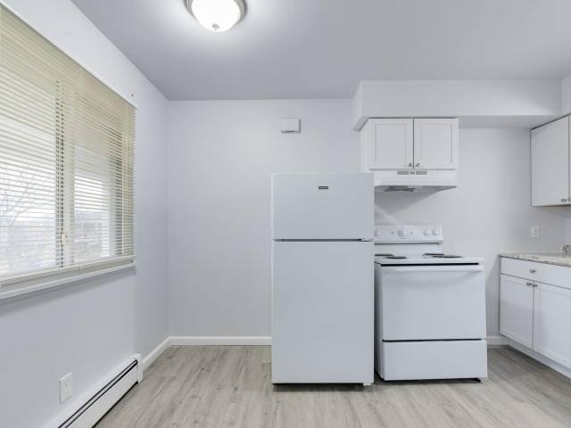Apartment for rent at 1115 Dorchester Circle #A12, Lansing, MI 48910