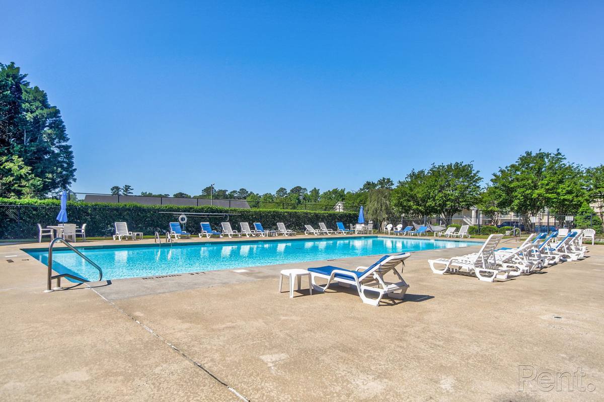 Apartment for rent at 2707 Meridian Dr, Greenville, NC 27834