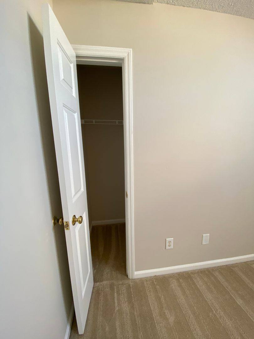 Apartment for rent at 2707 Meridian Dr, Greenville, NC 27834