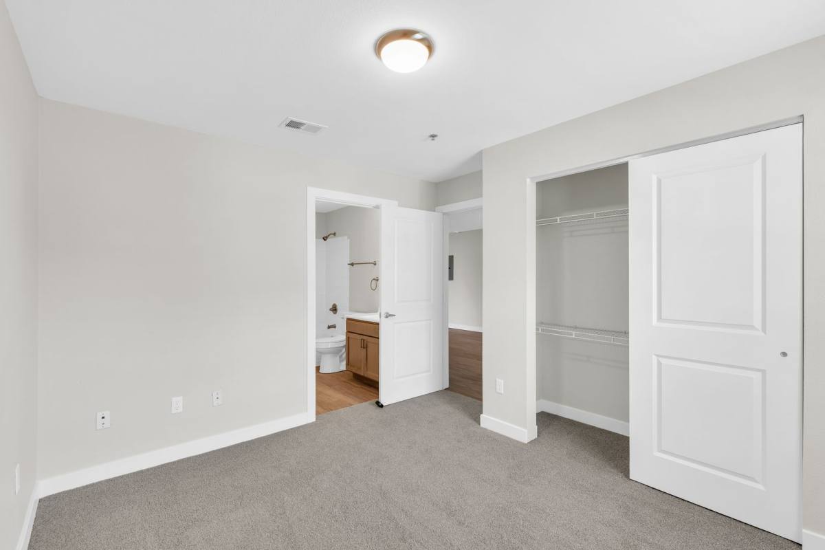 Apartment for rent at 117 Sterling Court, Savoy, IL 61874