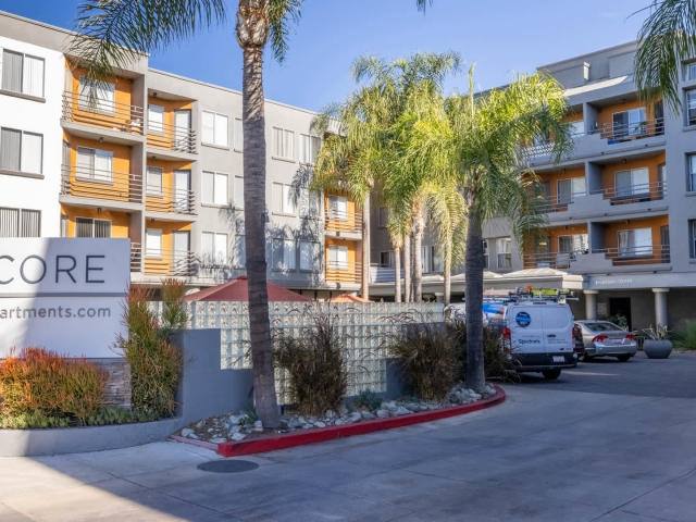 Apartment for rent at 4920 Van Nuys Blvd #C32, Sherman Oaks, CA 91403
