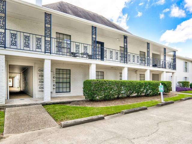 Apartment for rent at 4155 Essen Lane #C21, Baton Rouge, LA 70809
