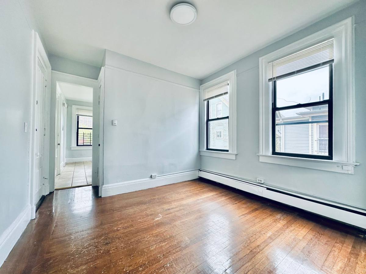 Apartment for rent at 33-35 Howe St, New Haven, CT 06511