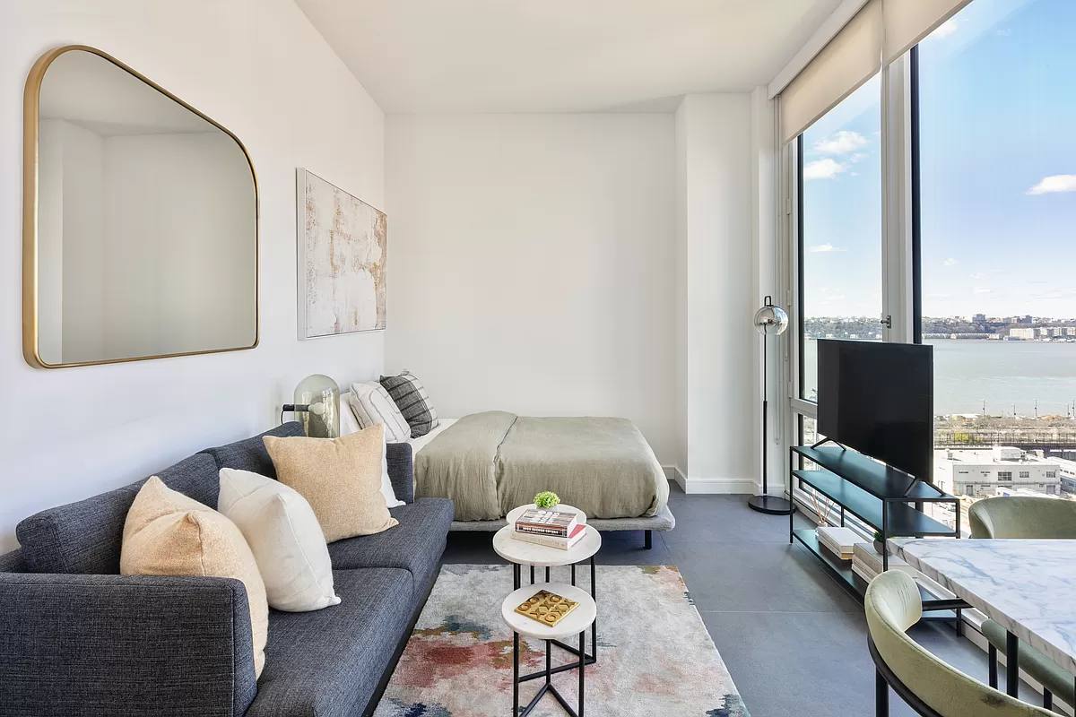 Apartment for rent at 606 W 30th St #12JJJ, New York, NY 10001
